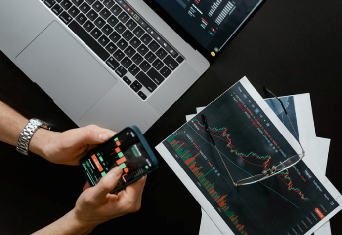 MoonBag 预售表现超越 Polygon 和 Slothana — 加密货币市场的游戏规则改变者