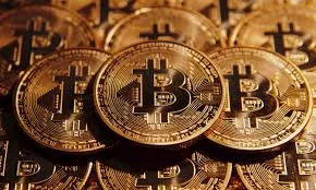 加密货币市场波动：BTC、ETH与SOL价位波动，XRP触及0.62美元新高